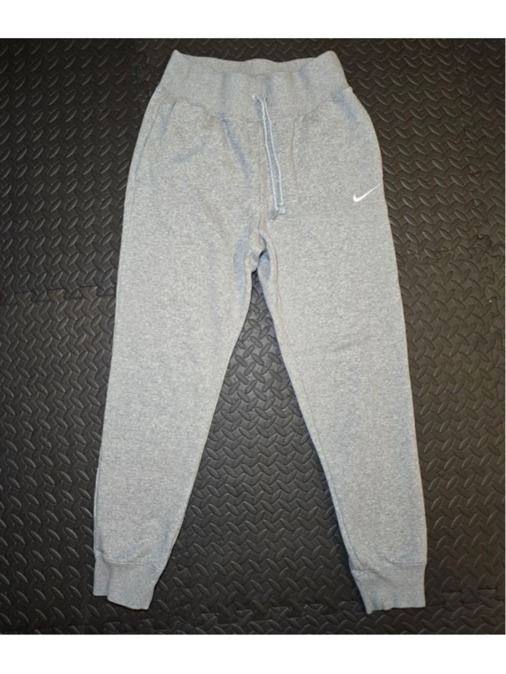 Women's Nike Gray Joggers M